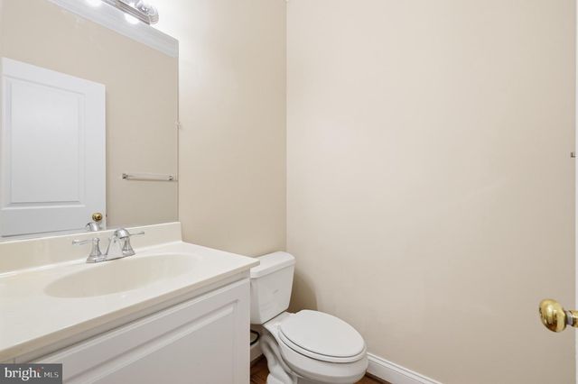 4702 TECUMSEH ST, College Park, MD 20740