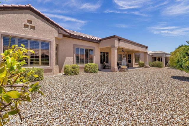 15819 W SILVER BREEZE Drive, Surprise, AZ 85374