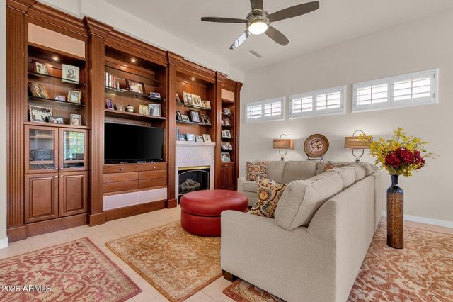 15819 W SILVER BREEZE Drive, Surprise, AZ 85374