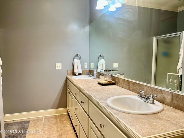211 Tucker Drive, Brandon, MS 39042