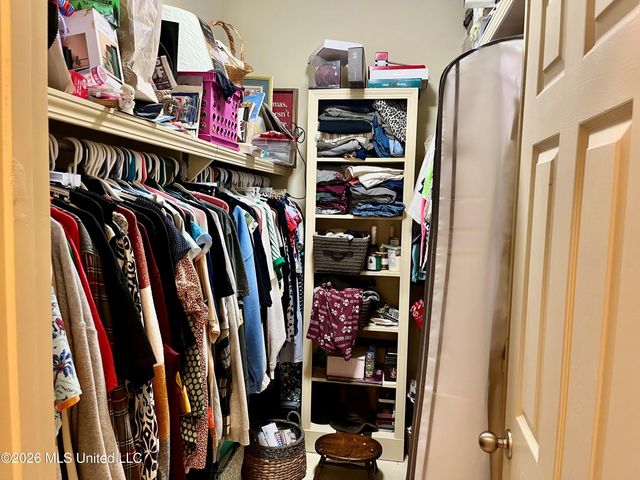 211 Tucker Drive, Brandon, MS 39042