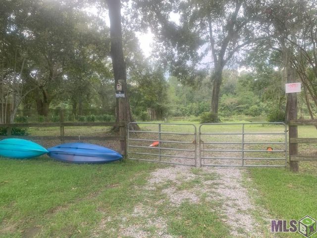 15151 Plank Rd, Baker, LA 70714
