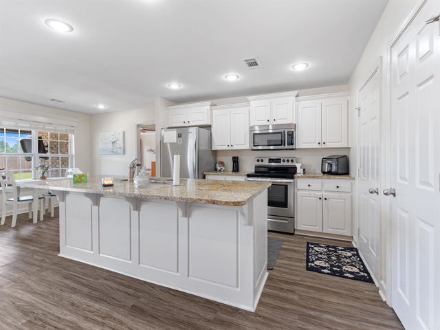 15 Cedar Creek Loop, Cabot, AR 72023