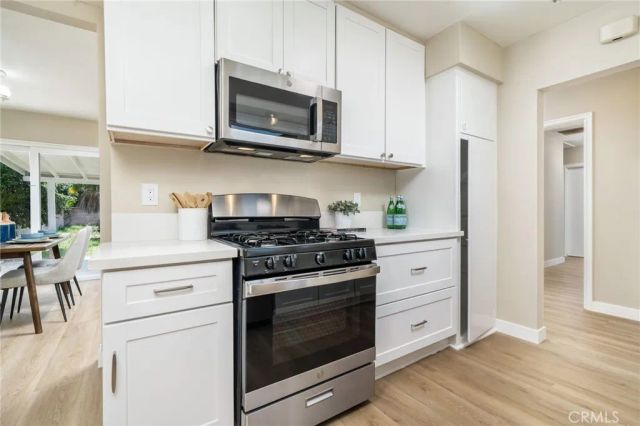 7057 Babcock, North Hollywood, CA 91605