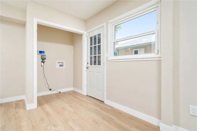 7057 Babcock, North Hollywood, CA 91605