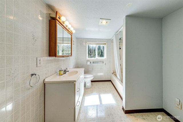 1316 Mount Pleasant Road, Port Angeles, WA 98362