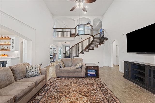 7720 Falcon Ridge Road, Denton, TX 76208