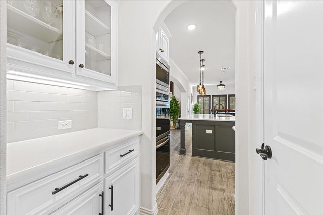 7720 Falcon Ridge Road, Denton, TX 76208