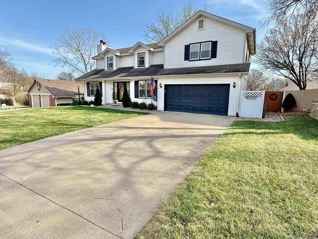 3905 W 8th St, Lawrence, KS 66049