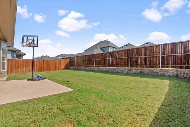 700 Fencerow Trail, Weston, TX 75009
