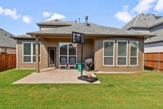 700 Fencerow Trail, Weston, TX 75009