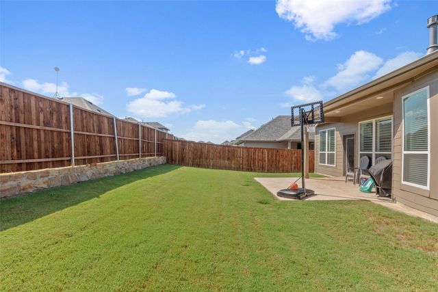 700 Fencerow Trail, Weston, TX 75009