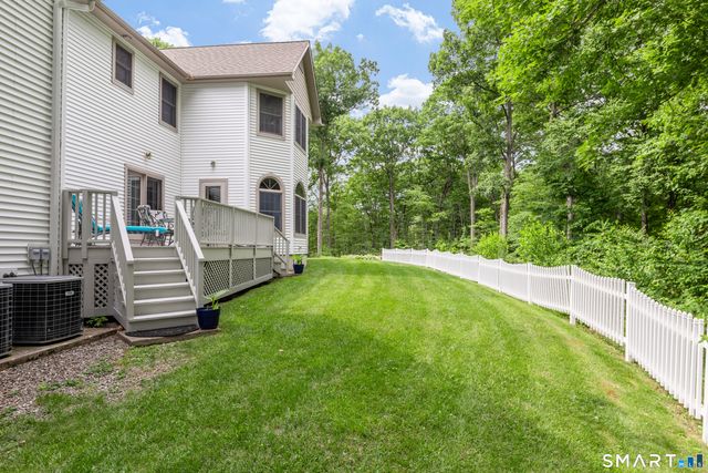 193 Stoneybrook Lane, Watertown, CT 06795