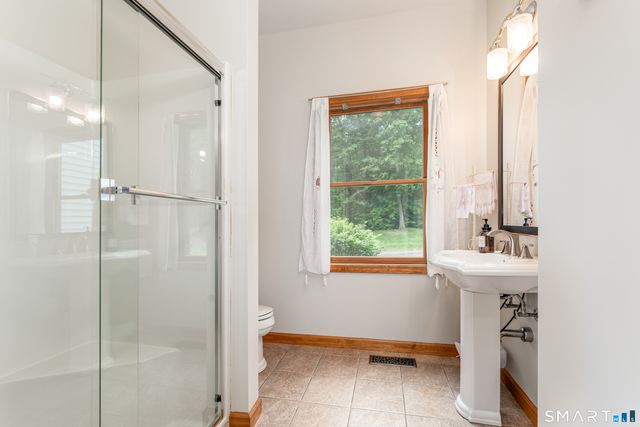 193 Stoneybrook Lane, Watertown, CT 06795