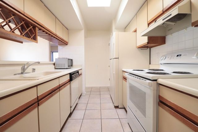 2451 Northwest Circle NW, Albuquerque, NM 87104