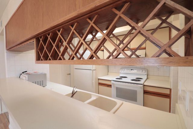 2451 Northwest Circle NW, Albuquerque, NM 87104