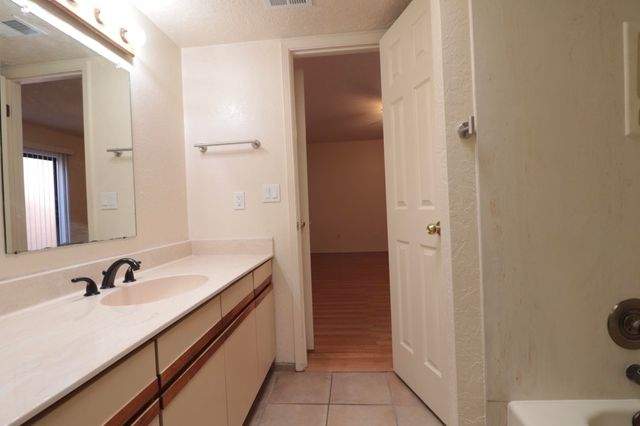 2451 Northwest Circle NW, Albuquerque, NM 87104