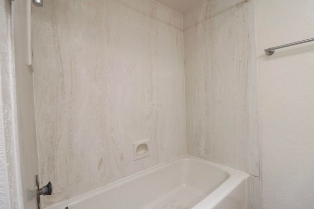 2451 Northwest Circle NW, Albuquerque, NM 87104