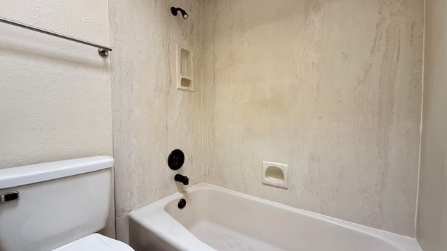 2451 Northwest Circle NW, Albuquerque, NM 87104