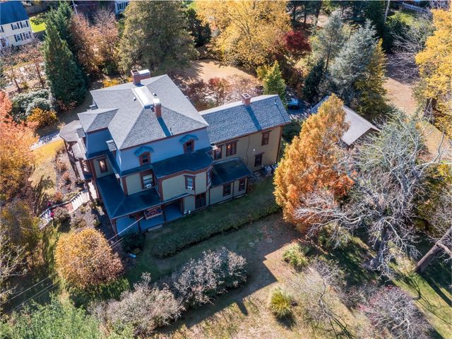 51 Hesper Drive, Warwick, RI 02818