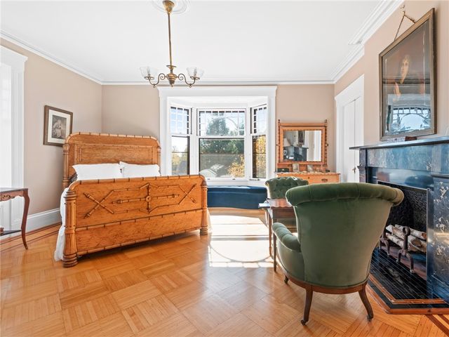 51 Hesper Drive, Warwick, RI 02818