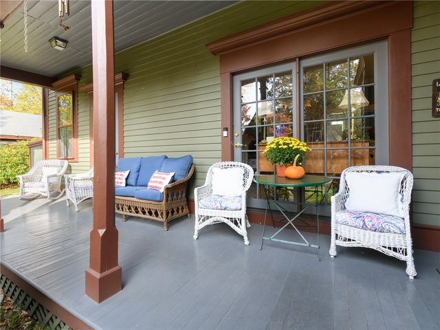 51 Hesper Drive, Warwick, RI 02818