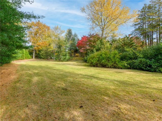 51 Hesper Drive, Warwick, RI 02818