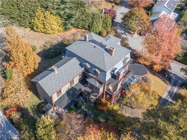 51 Hesper Drive, Warwick, RI 02818