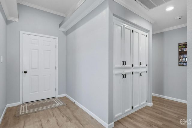 12102 Magruder Avenue, Bakersfield, CA 93312