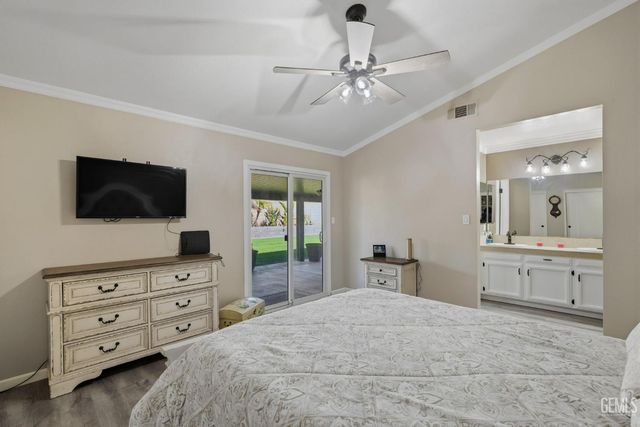 12102 Magruder Avenue, Bakersfield, CA 93312