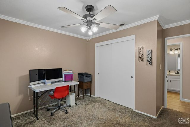 12102 Magruder Avenue, Bakersfield, CA 93312