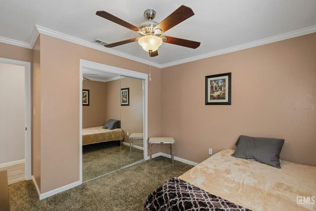 12102 Magruder Avenue, Bakersfield, CA 93312