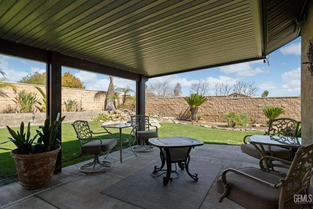 12102 Magruder Avenue, Bakersfield, CA 93312