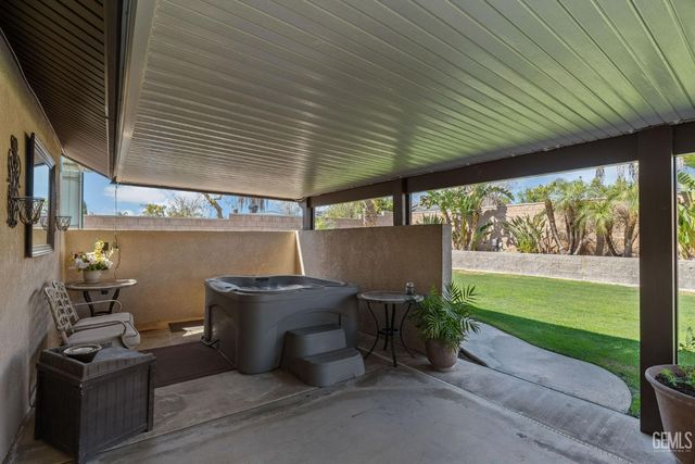 12102 Magruder Avenue, Bakersfield, CA 93312