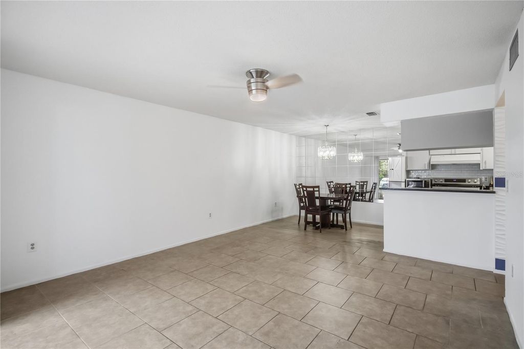 2715 72ND STREET COURT W, BRADENTON, FL 34209 — photo 5