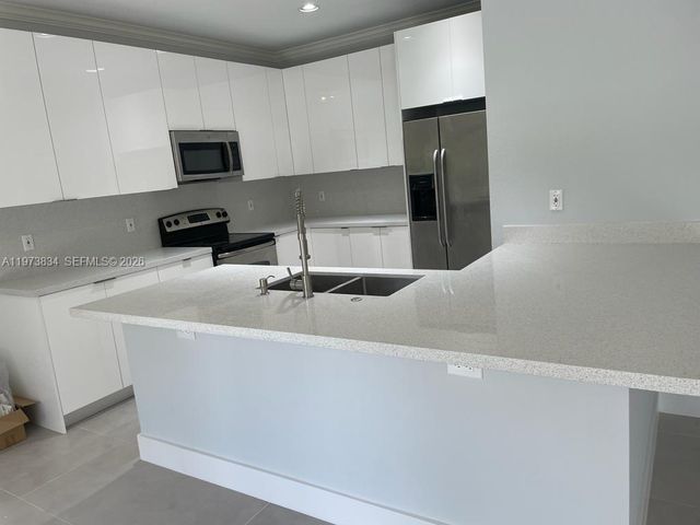 1527 Winterberry, Weston, FL 33327