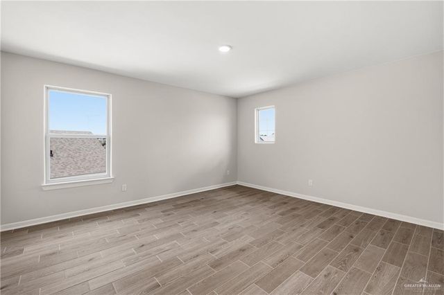1424 E Silos Avenue, Edinburg, TX 78542