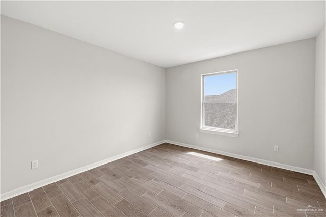 1424 E Silos Avenue, Edinburg, TX 78542