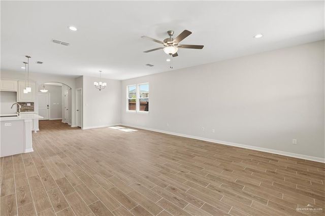 1424 E Silos Avenue, Edinburg, TX 78542