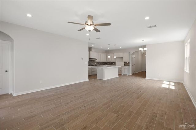 1424 E Silos Avenue, Edinburg, TX 78542