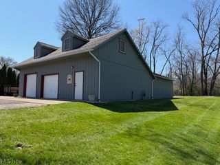 1821 Whipple Avenue NW, Canton, OH 44708