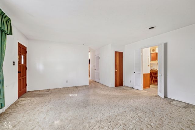 2436 Galaxy Lane, Indianapolis, IN 46229
