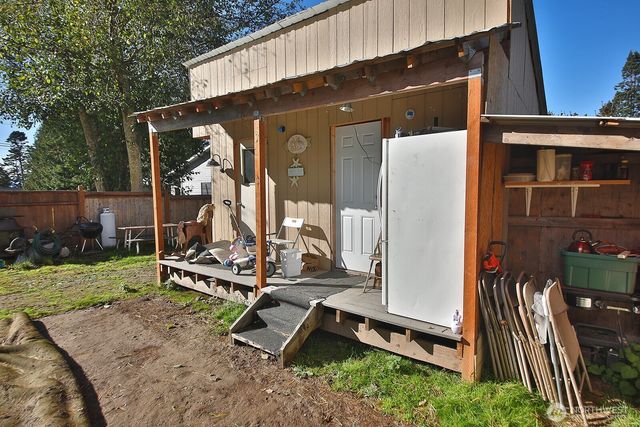 1263 Admirals Drive, Coupeville, WA 98239