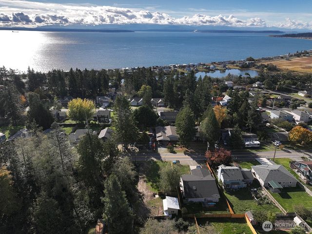 1263 Admirals Drive, Coupeville, WA 98239