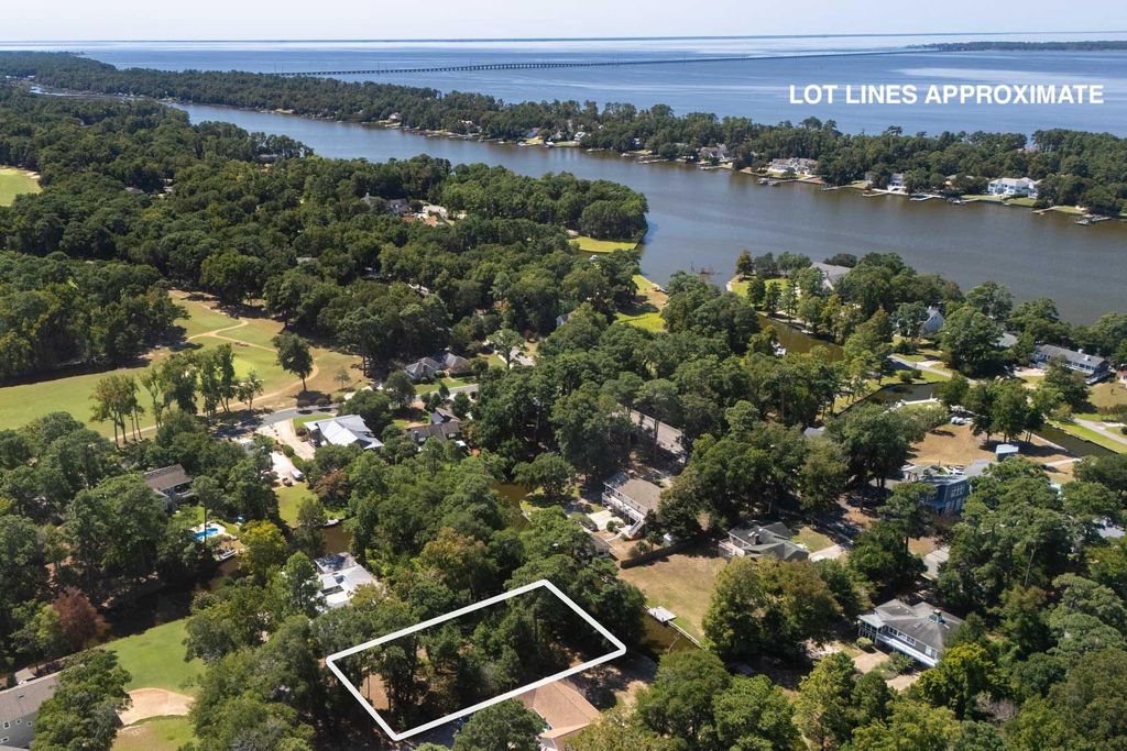 Image 15 of property listing at 131 W Holly Trail Lot 16, Southern Shores, NC 27949
