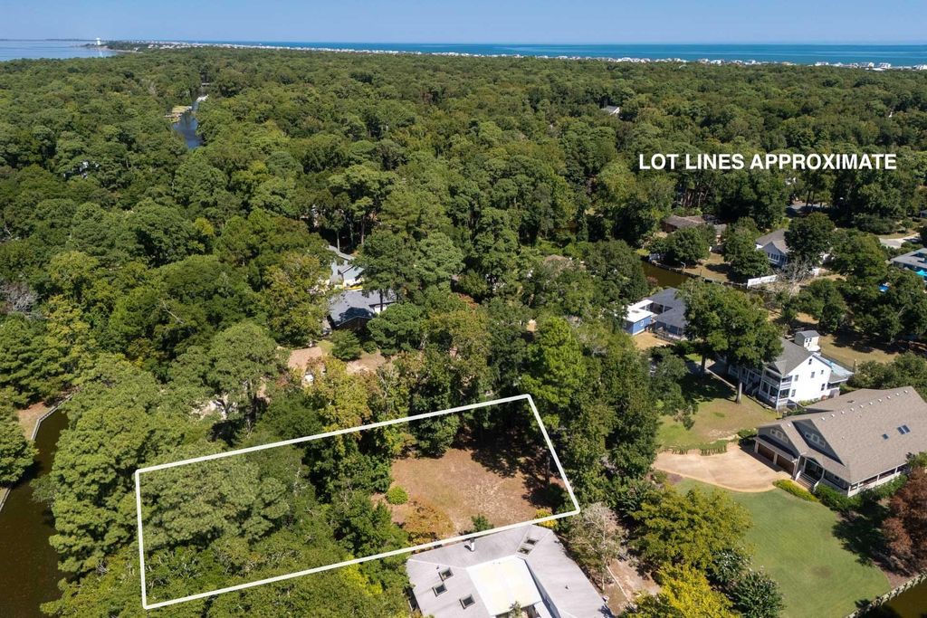 Image 18 of property listing at 131 W Holly Trail Lot 16, Southern Shores, NC 27949