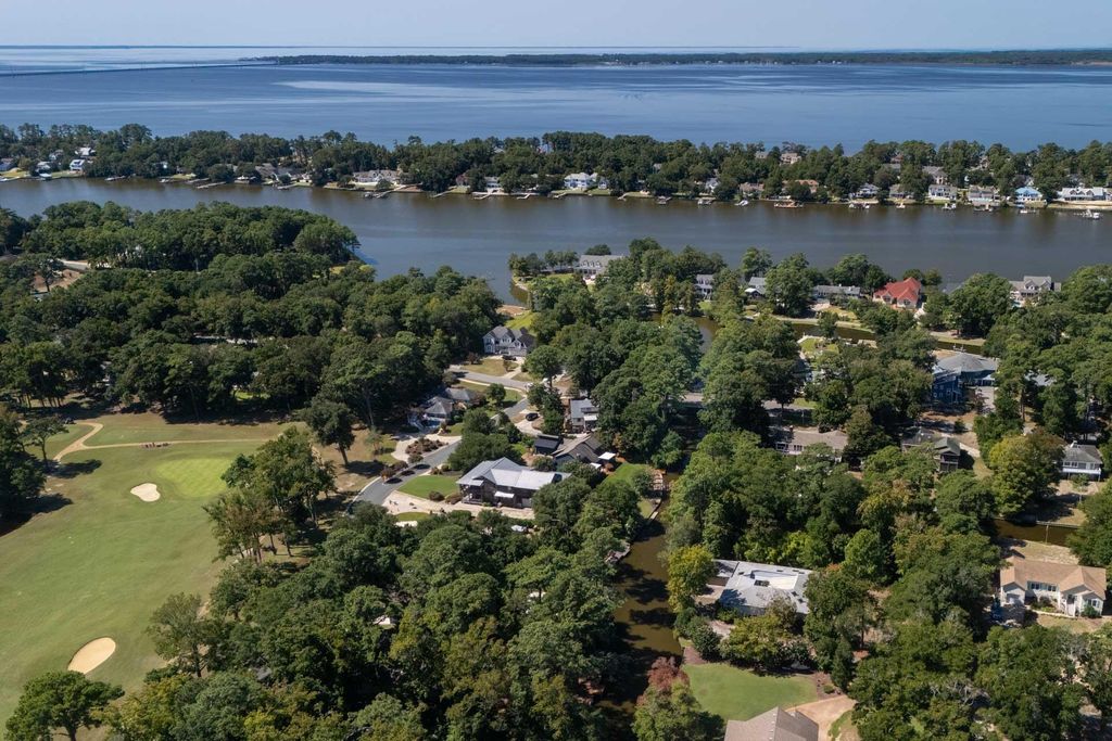 Image 3 of property listing at 131 W Holly Trail Lot 16, Southern Shores, NC 27949