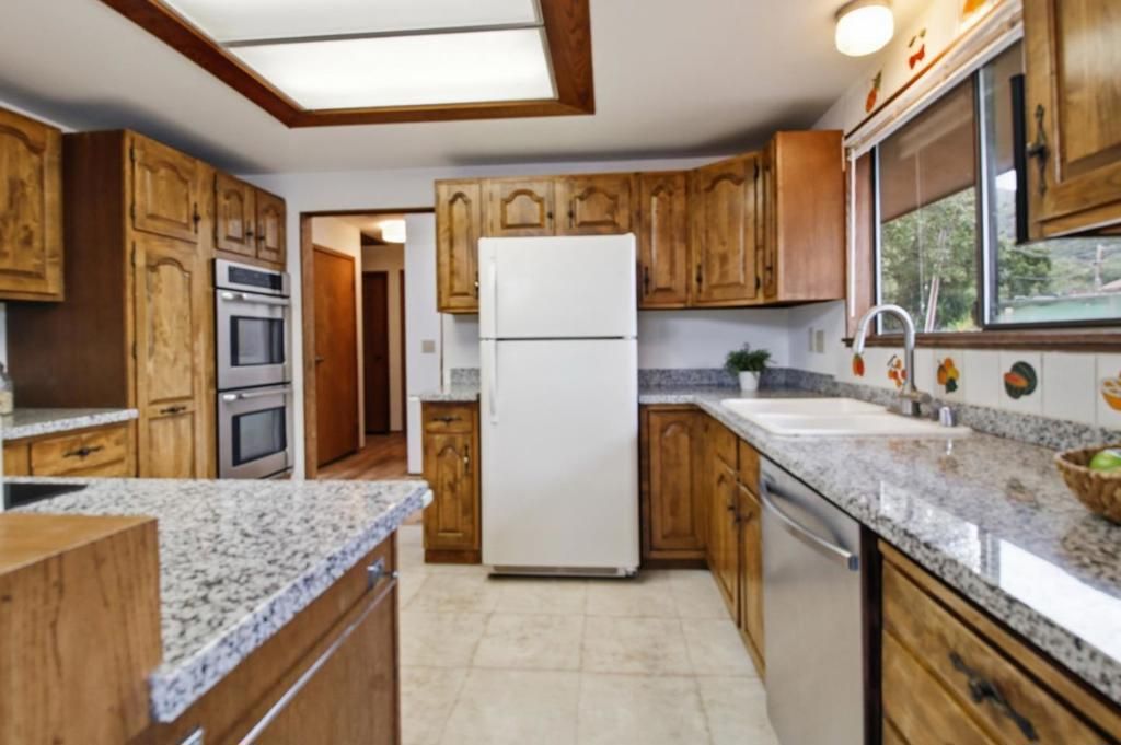 Image 16 of property listing at 18 Middle Canyon Way B, Carmel Valley, CA 93924