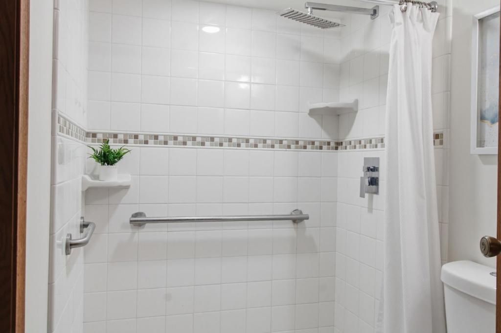 Image 32 of property listing at 18 Middle Canyon Way B, Carmel Valley, CA 93924