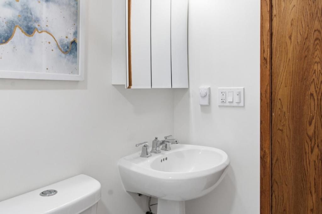 Image 33 of property listing at 18 Middle Canyon Way B, Carmel Valley, CA 93924